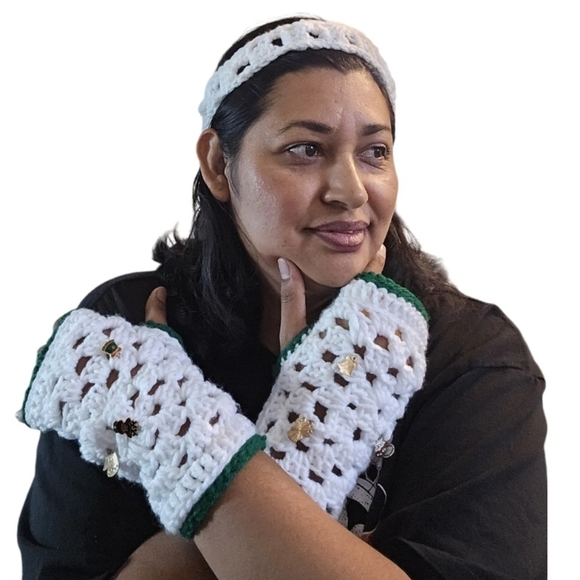 Hand Crafted 3pc Set Fingerless gloves headband white granny square Retro gloves - Picture 5 of 17
